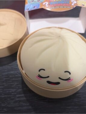 Cream Kawaii Squishy Dumpling Stress Toy